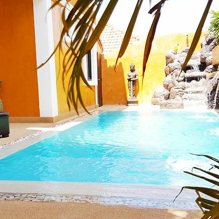 Hideland - The Luxury Tropical Villa Pattaya Bagian luar foto