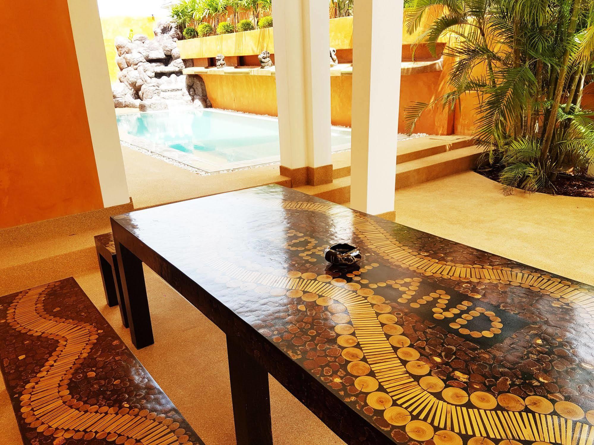 Hideland - The Luxury Tropical Villa Pattaya Bagian luar foto