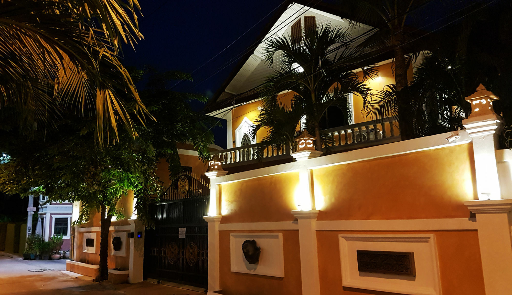 Hideland - The Luxury Tropical Villa Pattaya Bagian luar foto