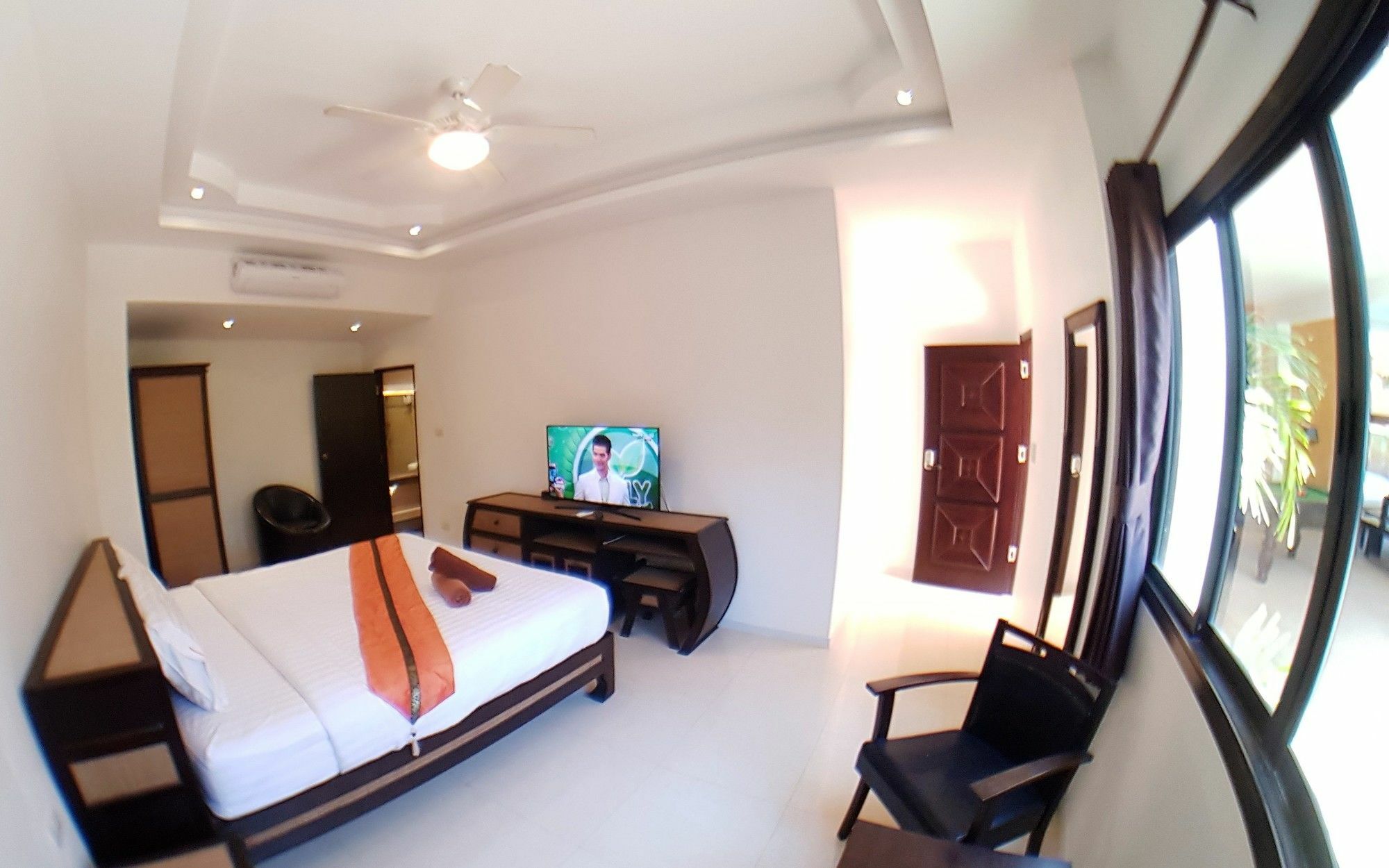 Hideland - The Luxury Tropical Villa Pattaya Bagian luar foto