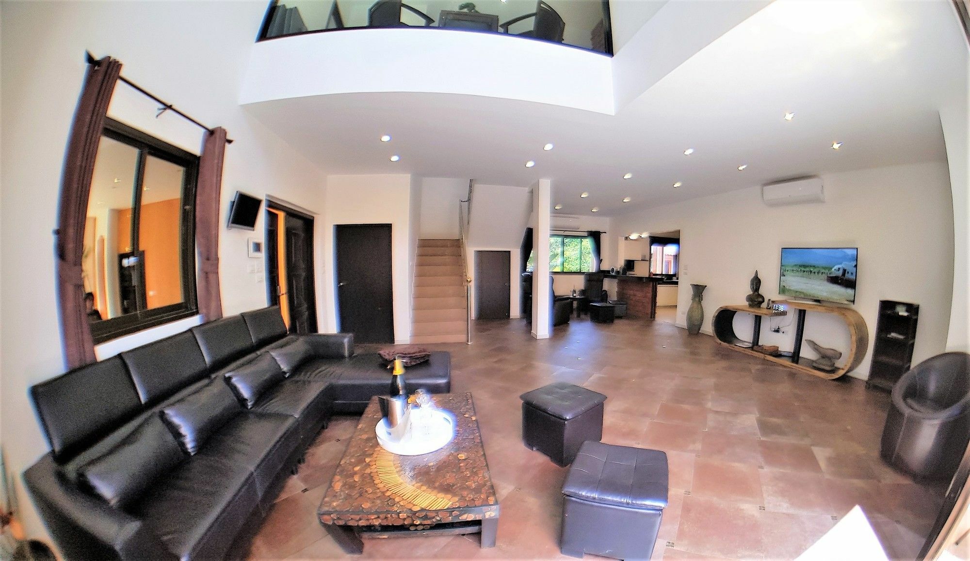 Hideland - The Luxury Tropical Villa Pattaya Bagian luar foto