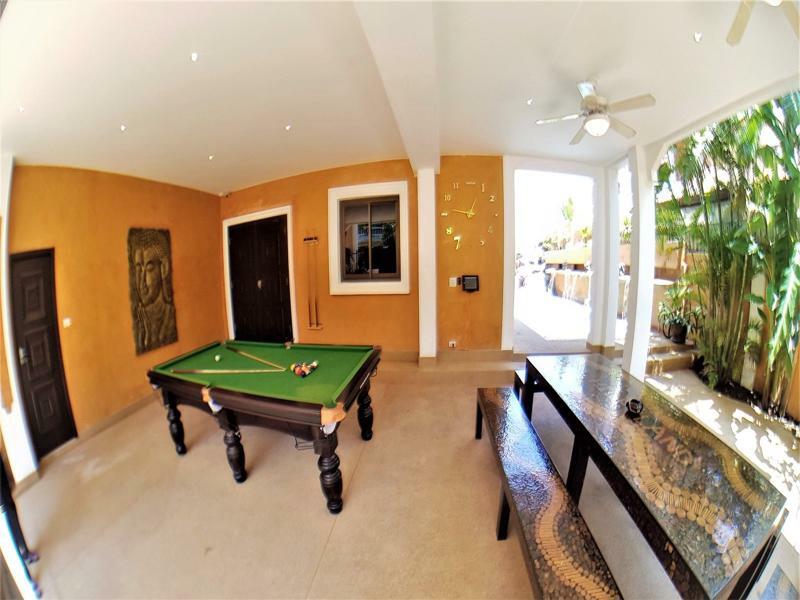 Hideland - The Luxury Tropical Villa Pattaya Bagian luar foto