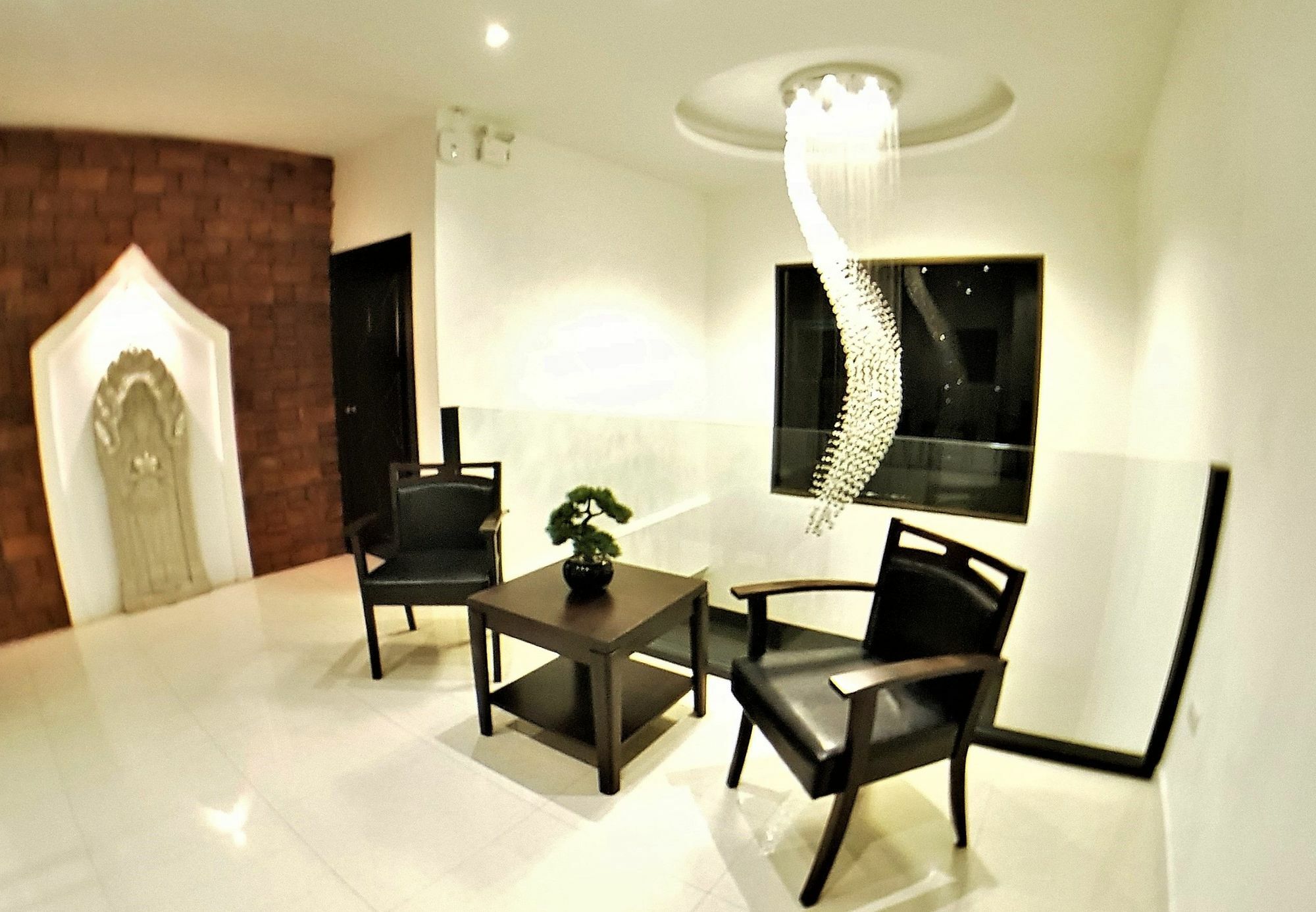 Hideland - The Luxury Tropical Villa Pattaya Bagian luar foto