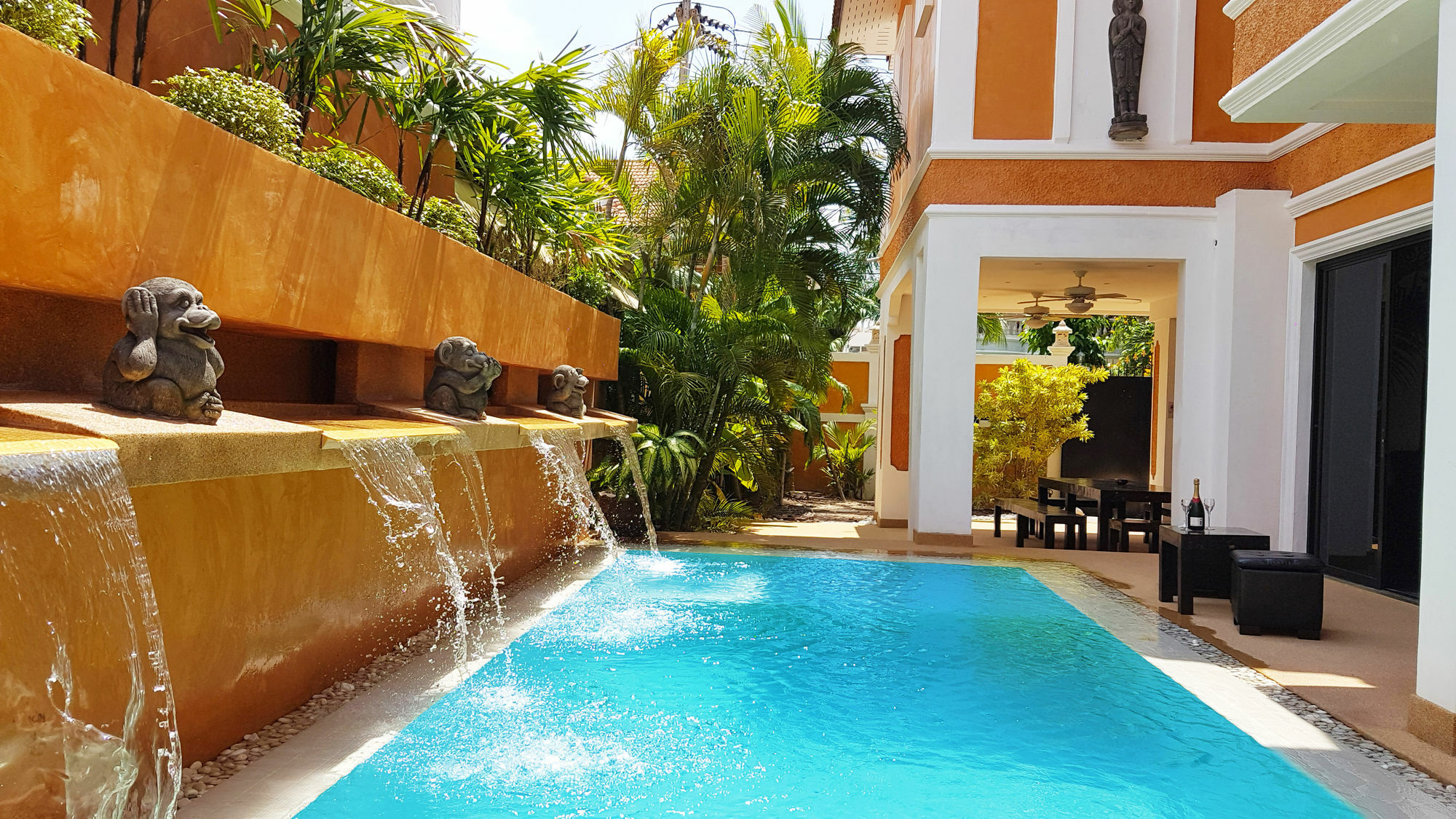 Hideland - The Luxury Tropical Villa Pattaya Bagian luar foto