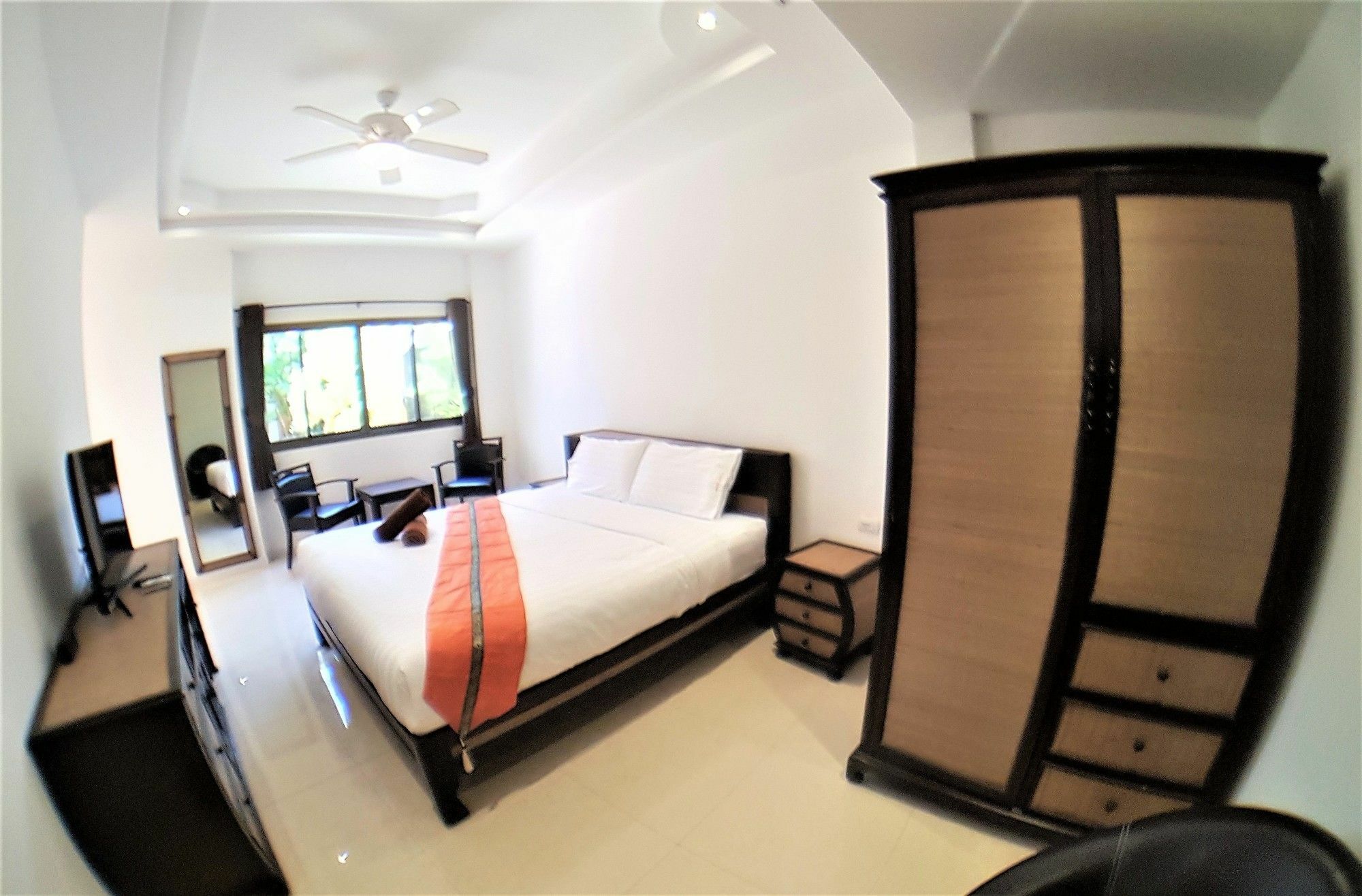 Hideland - The Luxury Tropical Villa Pattaya Bagian luar foto